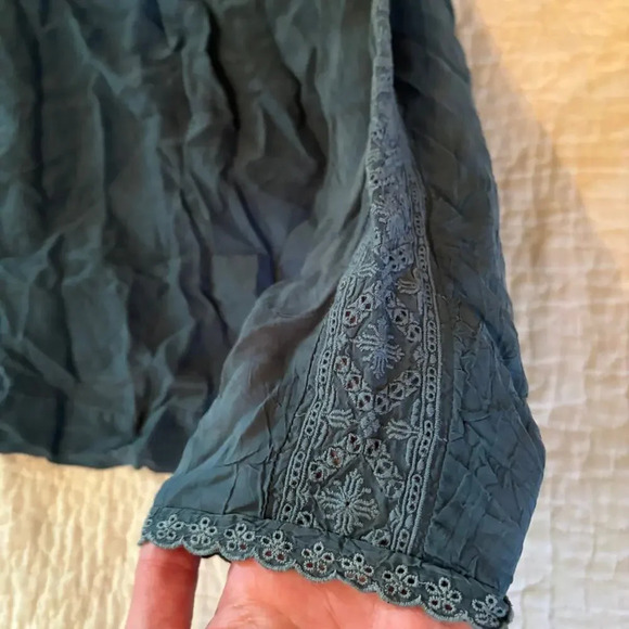 johnny was blue button down blouse long sleeve embroidered small - Picture 3 of 5